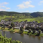 Weinhaus Hirschen Vendégház