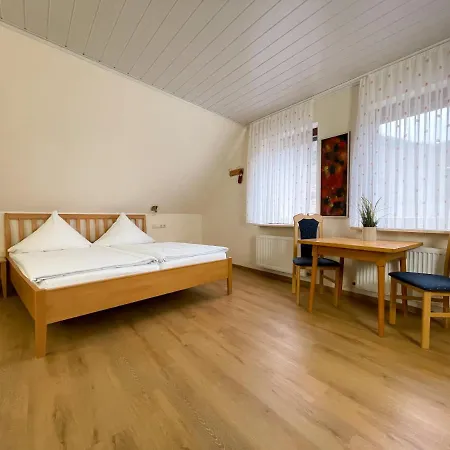 Maison d'hôtes Weinhaus Hirschen *