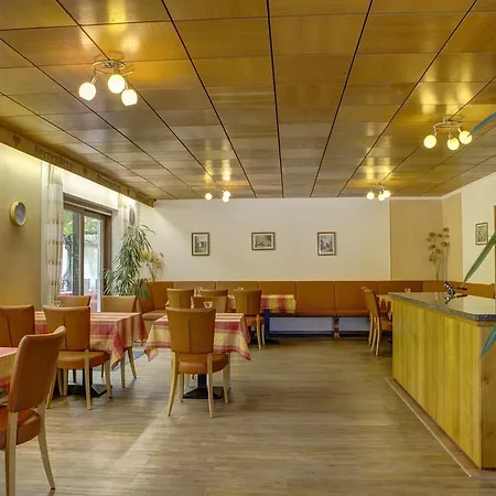 Gasthof Weinhaus Hirschen