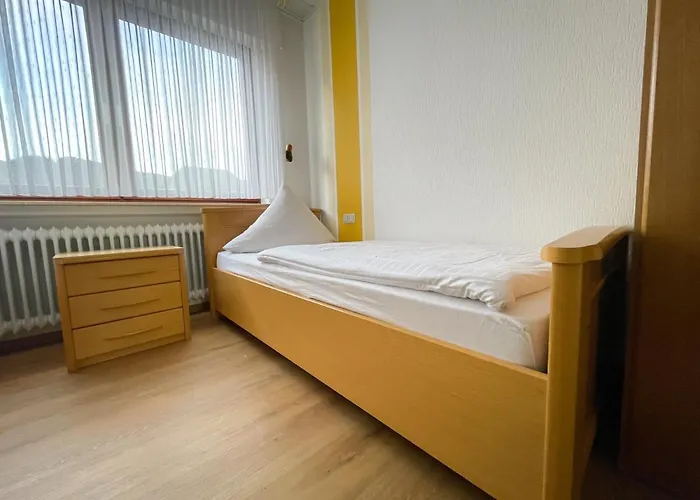 Weinhaus Hirschen * Bruttig-Fankel