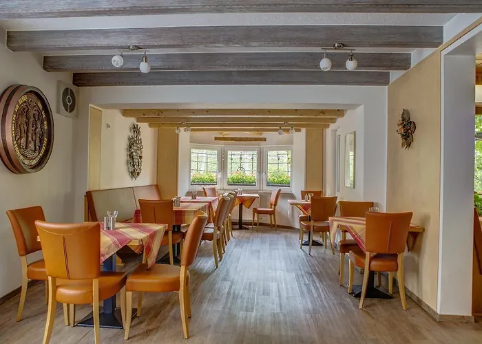 Weinhaus Hirschen Gasthuis Bruttig-Fankel